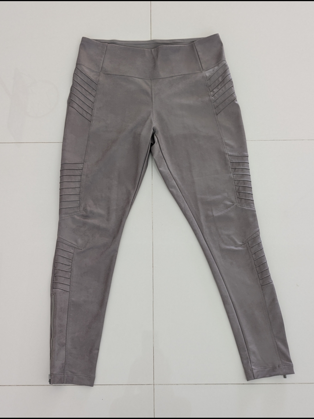 Athleta Delancey Gleam Leggings Bluff Gray Back Pockets Ankle Zip Casual L - Picture 9 of 10